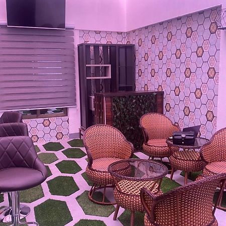 Milton Avenue Suites Akra Dış mekan fotoğraf