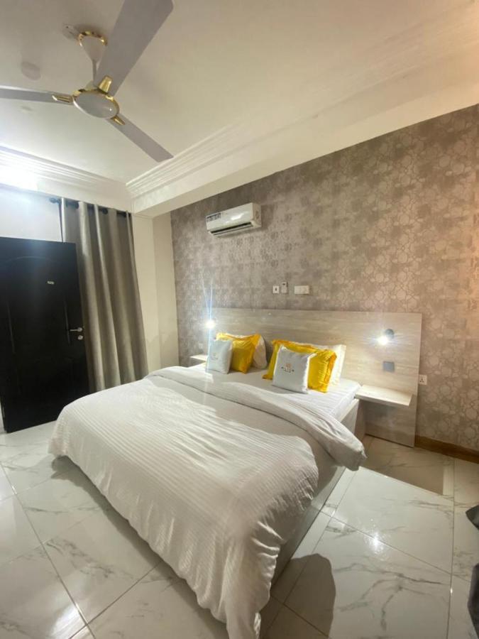 Milton Avenue Suites Akra Dış mekan fotoğraf